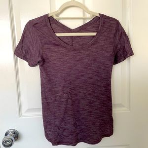 Lululemon workout top Size Small